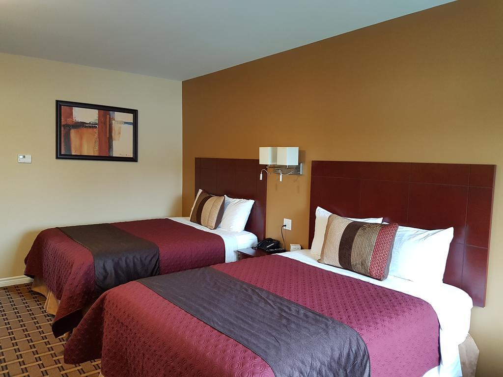 Fox Motor Inn Greater Napanee Extérieur photo